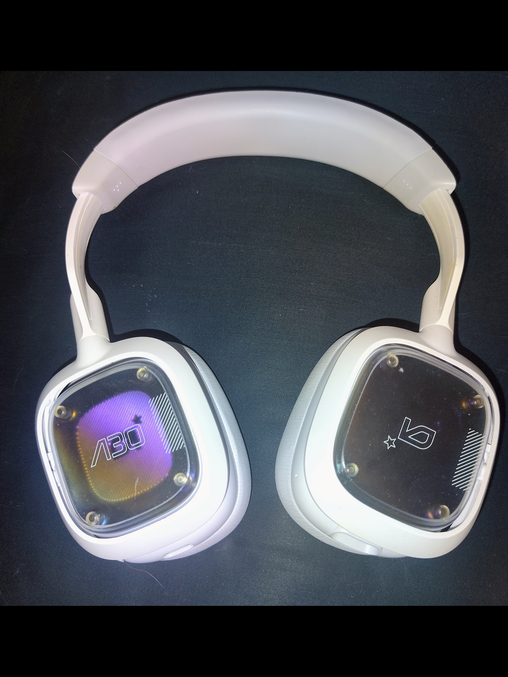 Logitech White Over-Ear Premium Wireless Gaming Headphones